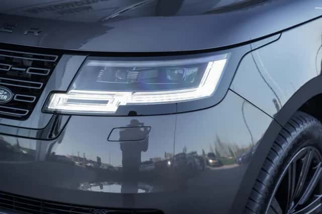 Land Rover Range Rover (2025) thumbnail 4