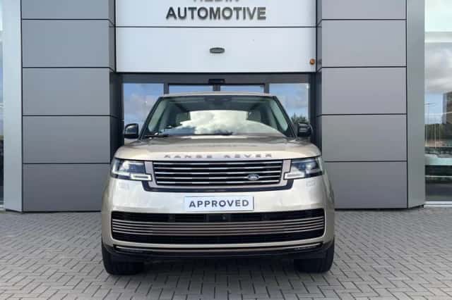Land Rover Range Rover (2024) thumbnail 2