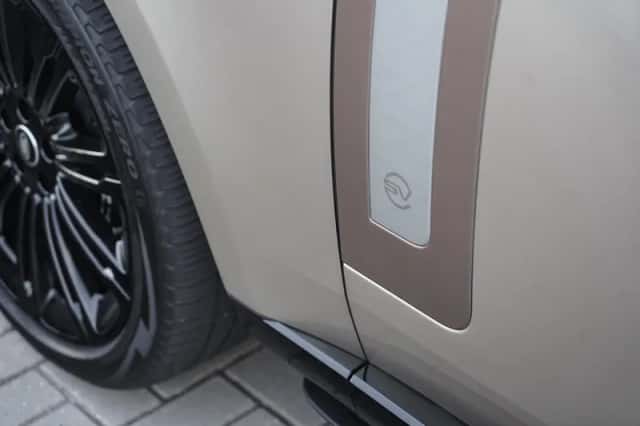 Land Rover Range Rover (2024) thumbnail 5