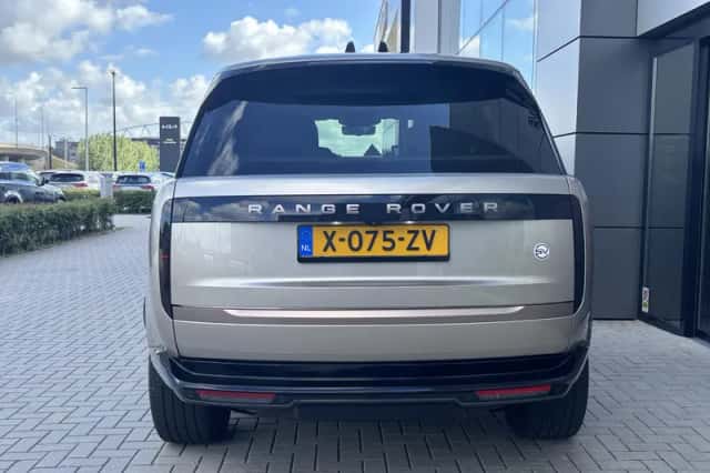 Land Rover Range Rover (2024) thumbnail 6