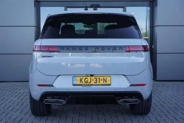 Land Rover Range Rover Sport (2026) thumbnail 5