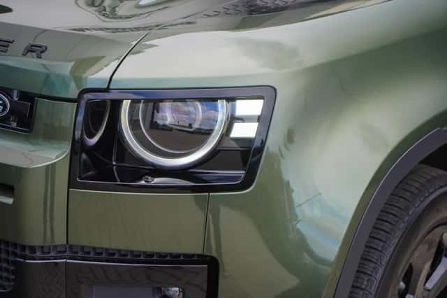 Land Rover Defender (2026) thumbnail 4