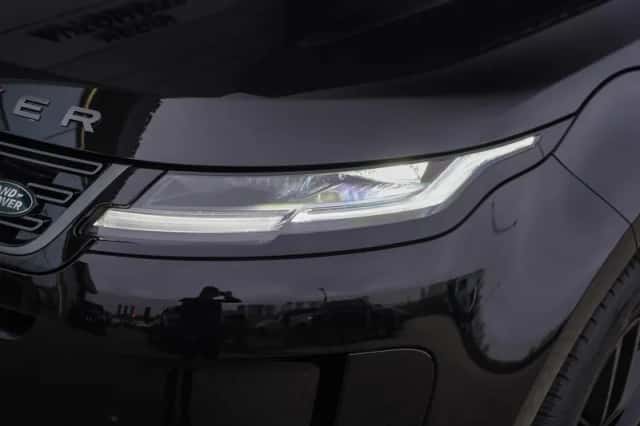 Land Rover Range Rover Evoque (2026) thumbnail 4