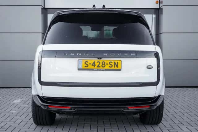 Land Rover Range Rover (2023) thumbnail 5