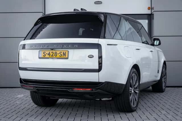 Land Rover Range Rover (2023) thumbnail 6
