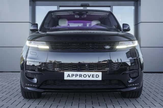Land Rover Range Rover Sport (2023) thumbnail 2