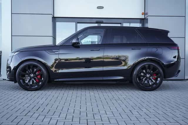 Land Rover Range Rover Sport (2023) thumbnail 3