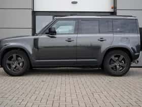 Land Rover Defender (2023) thumbnail 3