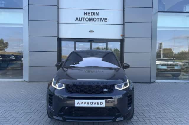 Land Rover Discovery Sport (2024) thumbnail 2