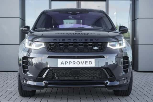 Land Rover Discovery Sport (2024) thumbnail 2