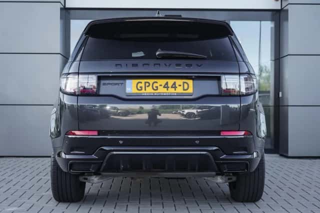 Land Rover Discovery Sport (2024) thumbnail 5
