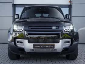 Land Rover Defender (2021) thumbnail 2
