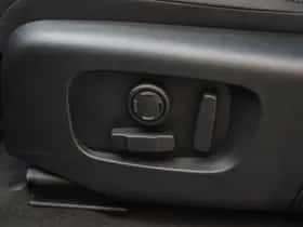Land Rover Range Rover Evoque (2026) thumbnail 16