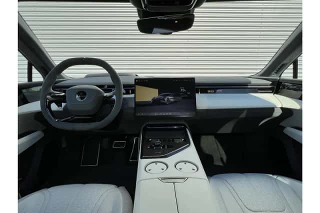 Lotus Emeya (2024) thumbnail 3