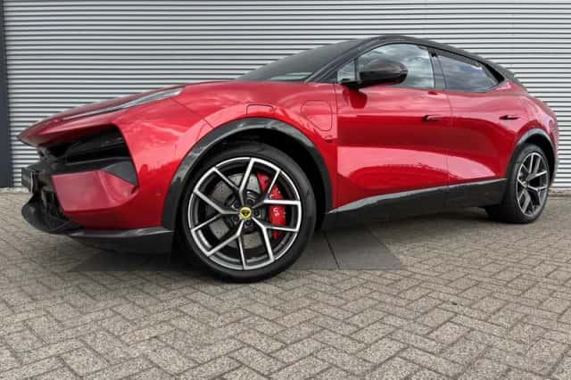 Lotus Eletre (2024) thumbnail 100