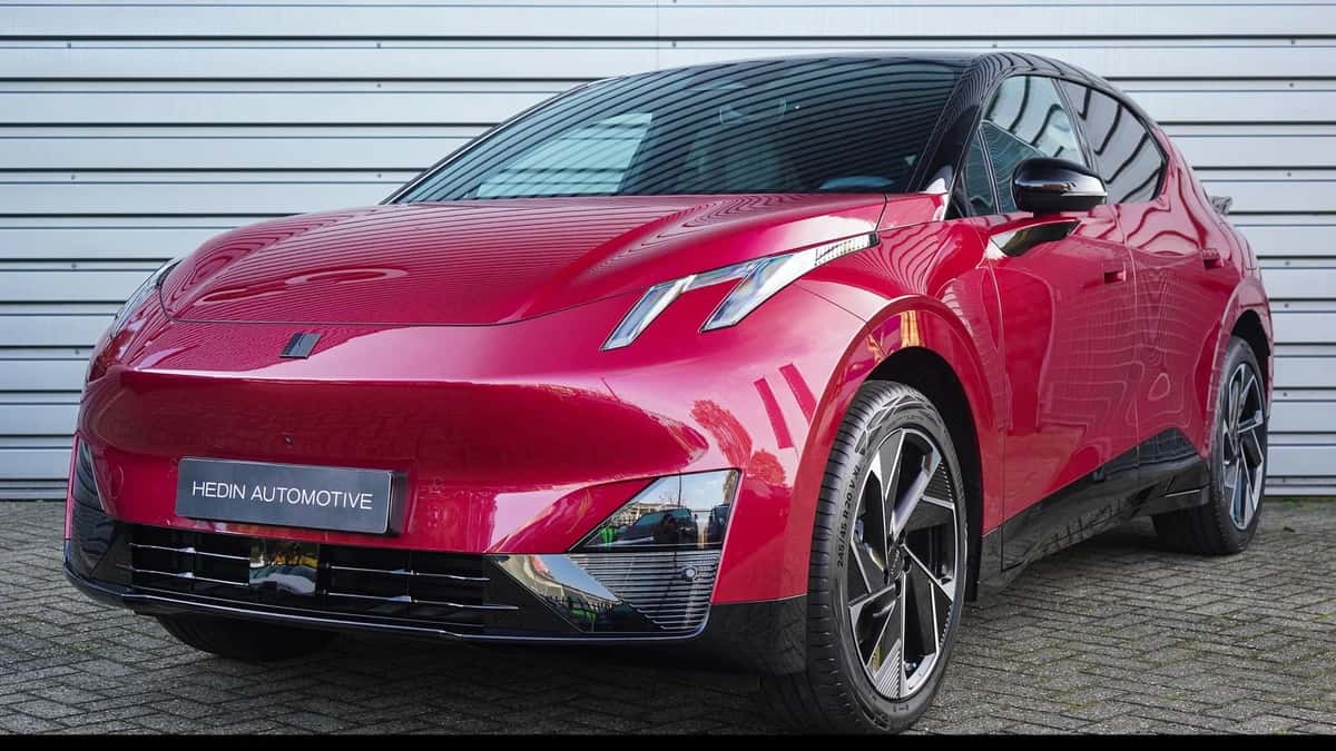 Lynk & Co 02 (2025) — foto 1