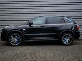 Lynk & Co 01 (2024) thumbnail 3