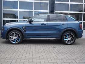 Lynk & Co 01 (2022) thumbnail 3