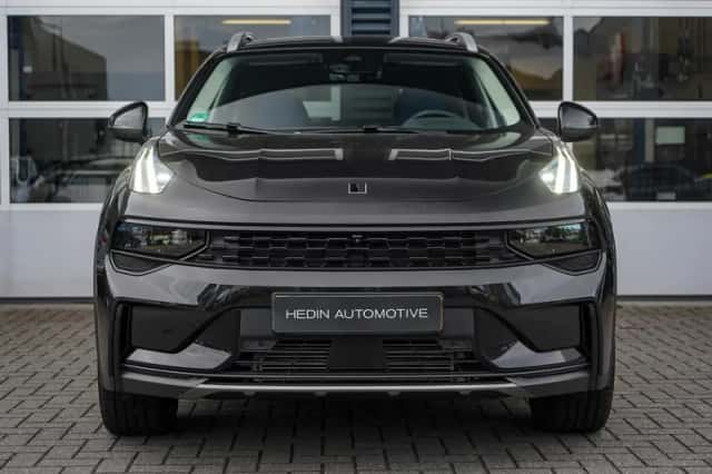 Lynk & Co 01 (2022) thumbnail 2