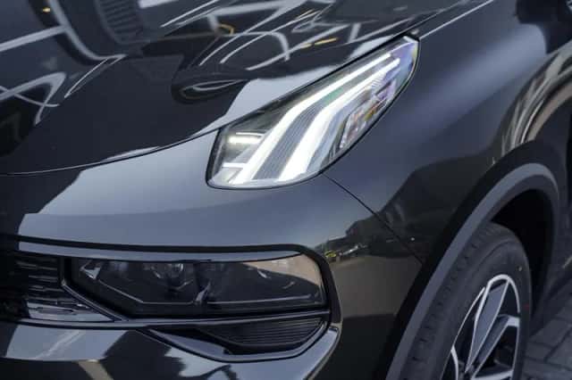 Lynk & Co 01 (2026) thumbnail 4