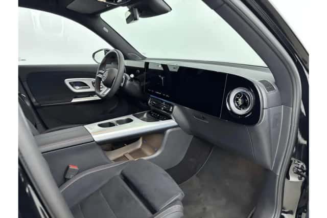 Mercedes-Benz GLB-Klasse (2026) thumbnail 10