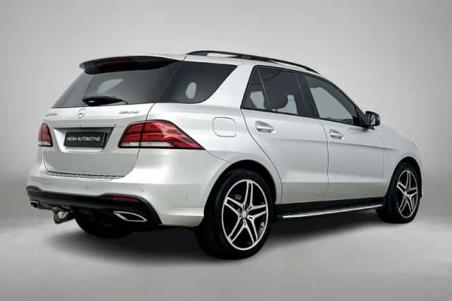 Mercedes-Benz GLE (2017) thumbnail 2