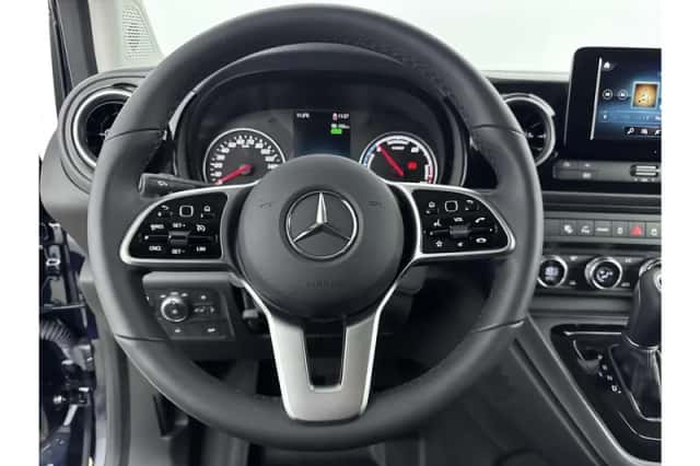 Mercedes-Benz eCitan (2024) thumbnail 14