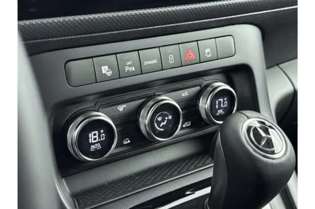 Mercedes-Benz eCitan (2024) thumbnail 20