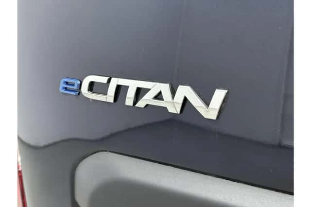 Mercedes-Benz eCitan (2024) thumbnail 29