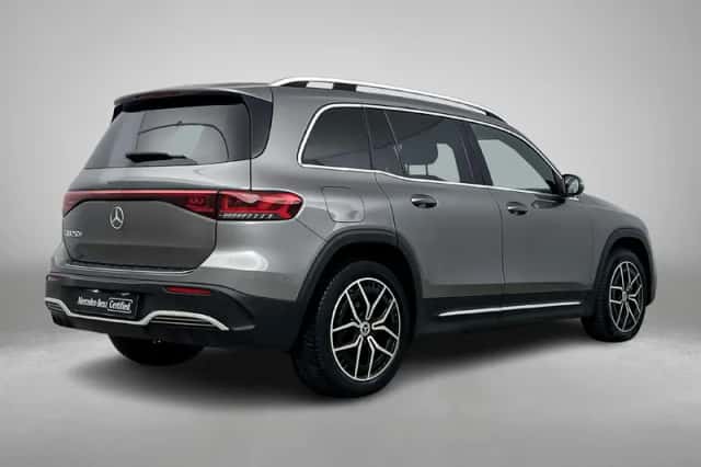 Mercedes-Benz EQB (2024) thumbnail 2