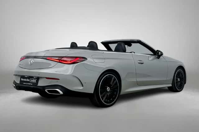 Mercedes-Benz CLE (2025) thumbnail 2
