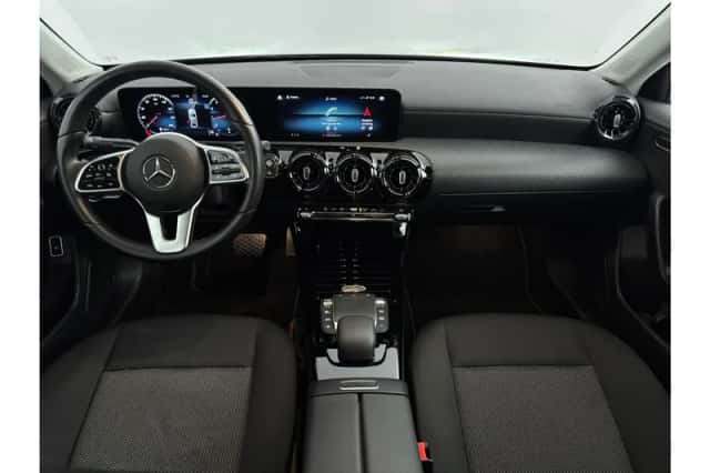 Mercedes-Benz A-Klasse (2020) thumbnail 3