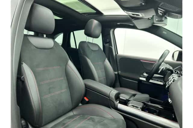 Mercedes-Benz GLA (2022) thumbnail 22