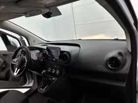 Mercedes-Benz eCitan (2024) thumbnail 11