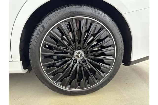 Mercedes-Benz E-Klasse (2025) thumbnail 4
