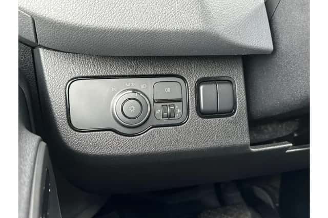 Mercedes-Benz Sprinter (2023) thumbnail 12