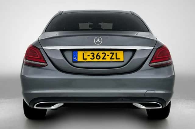 Mercedes-Benz C-Klasse (2021) thumbnail 3