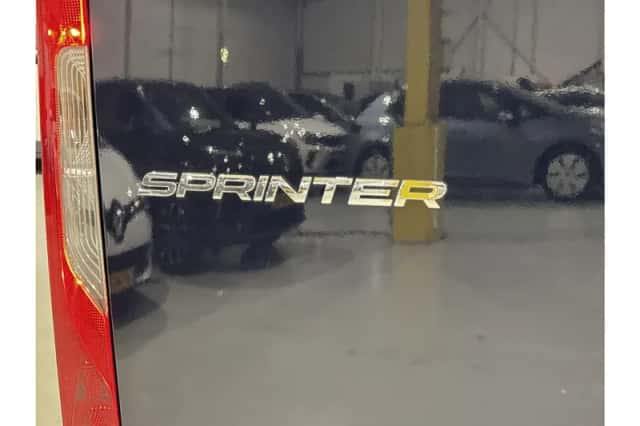 Mercedes-Benz Sprinter (2024) thumbnail 13