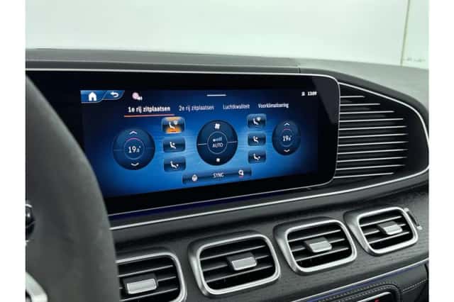 Mercedes-Benz GLE (2024) thumbnail 18
