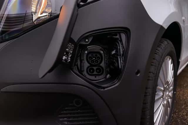 Mercedes-Benz eVito (2025) thumbnail 6