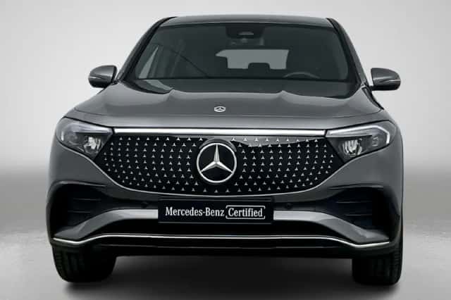 Mercedes-Benz EQB (2025) thumbnail 5