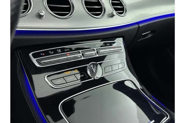 Mercedes-Benz E-Klasse (2018) thumbnail 32
