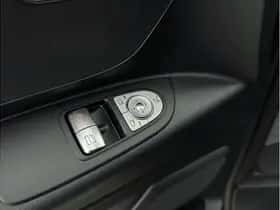 Mercedes-Benz Vito (2024) thumbnail 19
