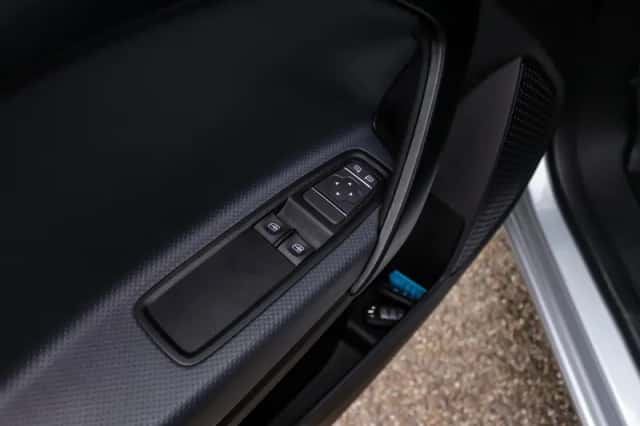 Mercedes-Benz eCitan (2024) thumbnail 12