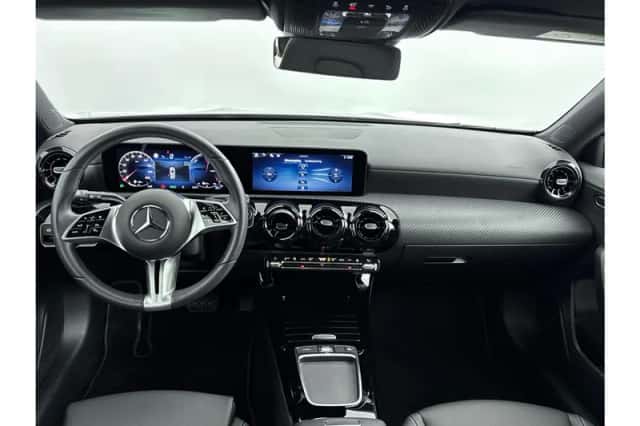 Mercedes-Benz A-Klasse (2024) thumbnail 3