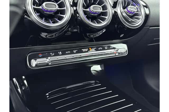 Mercedes-Benz A-Klasse (2019) thumbnail 31