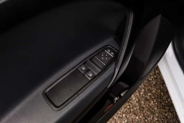 Mercedes-Benz eCitan (2025) thumbnail 32