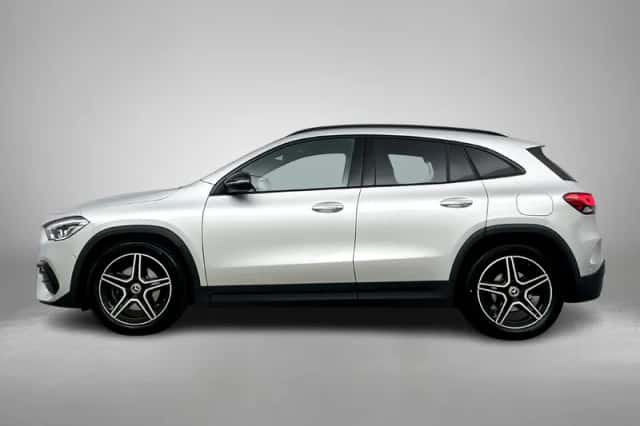 Mercedes-Benz GLA (2021) thumbnail 6
