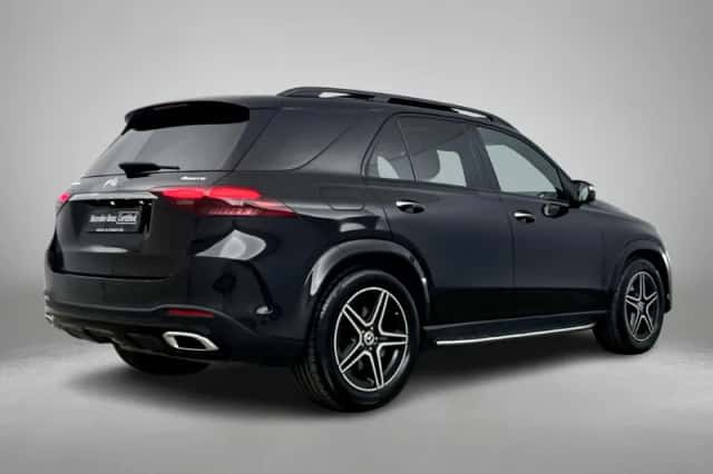 Mercedes-Benz GLE (2025) thumbnail 2