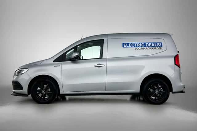 Mercedes-Benz eCitan (2024) thumbnail 6